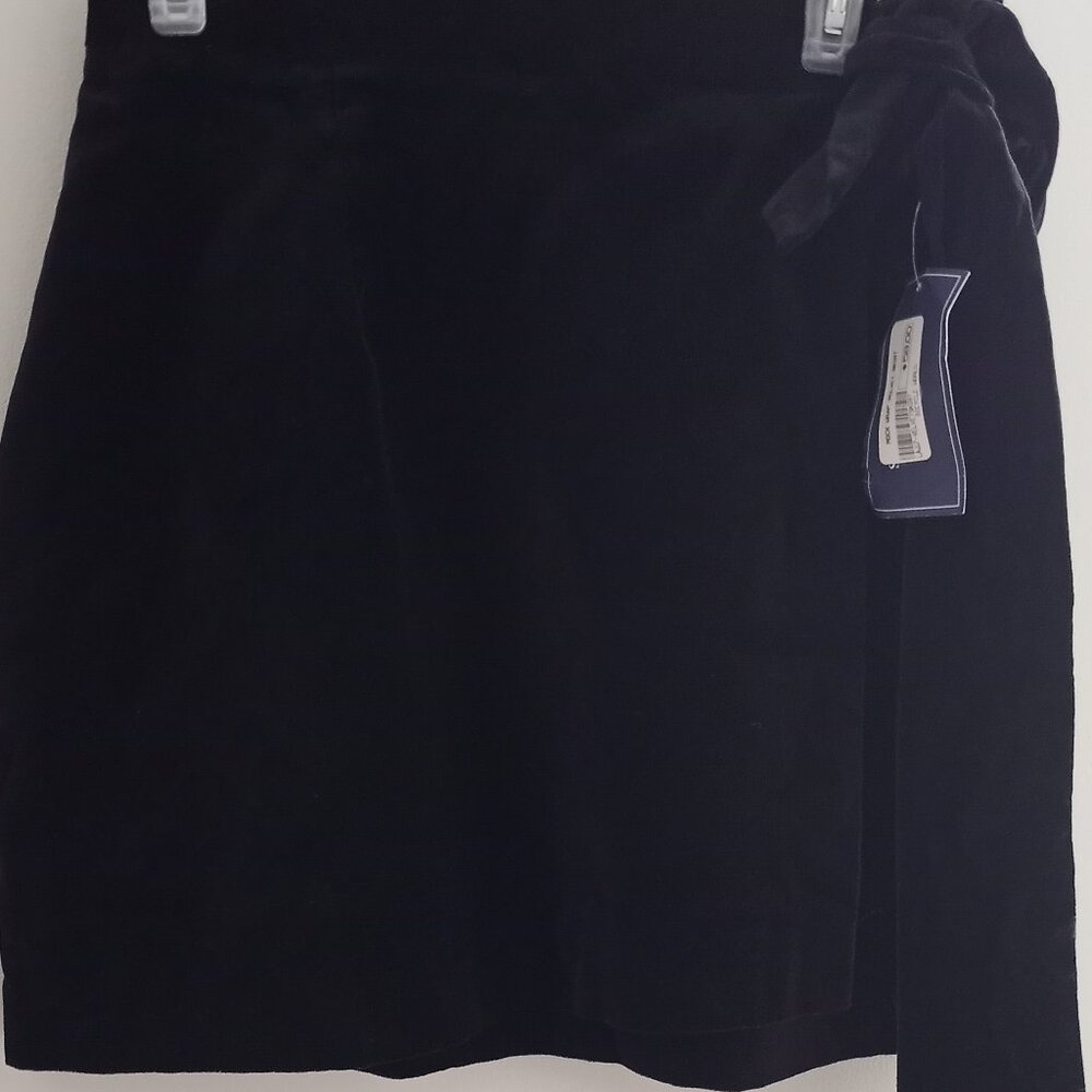 'Lauren James' Black Velvet Wrap Skirt Size L NWT